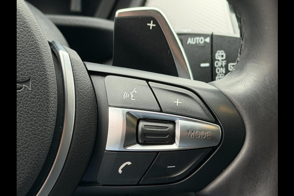 BMW X2 SDrive20i 192PK M-Sport LED Pano Camera Keyless Lane