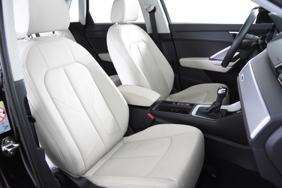 Audi Q3 35 TFSI Pro Line *Leder*Navigatie*Carplay*Stoelverwarming* Audi Q3 35 TFSI Pro Line *Leder*Navigatie*Carplay*Stoelverwarming*