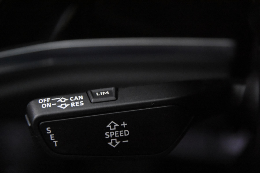 Audi Q3 35 TFSI Pro Line *Leder*Navigatie*Carplay*Stoelverwarming* Audi Q3 35 TFSI Pro Line *Leder*Navigatie*Carplay*Stoelverwarming*