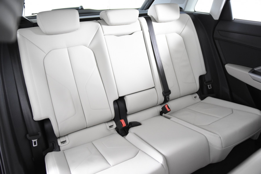 Audi Q3 35 TFSI Pro Line *Leder*Navigatie*Carplay*Stoelverwarming* Audi Q3 35 TFSI Pro Line *Leder*Navigatie*Carplay*Stoelverwarming*