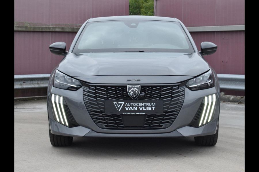 Peugeot 208 Hybrid 136 e-DCS6 GT PANORAMADAK | NAVI & CARPLAY | CAMERA MET SENSOREN | E.C.C. |