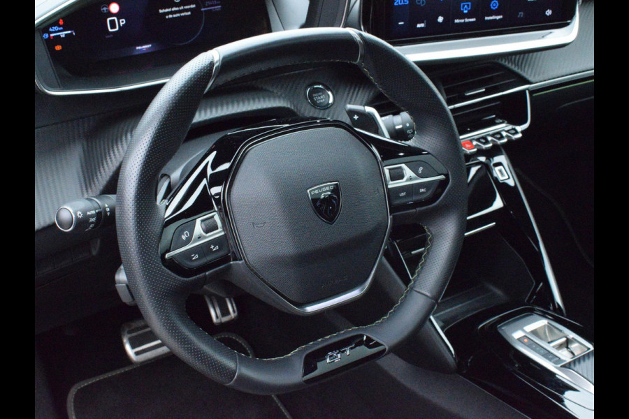 Peugeot 208 Hybrid 136 e-DCS6 GT PANORAMADAK | NAVI & CARPLAY | CAMERA MET SENSOREN | E.C.C. |