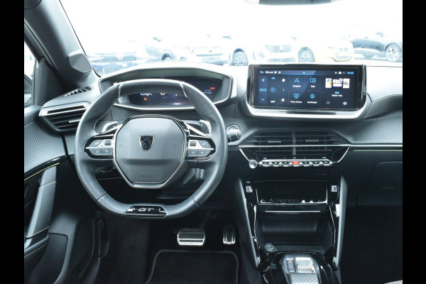 Peugeot 208 Hybrid 136 e-DCS6 GT PANORAMADAK | NAVI & CARPLAY | CAMERA MET SENSOREN | E.C.C. |