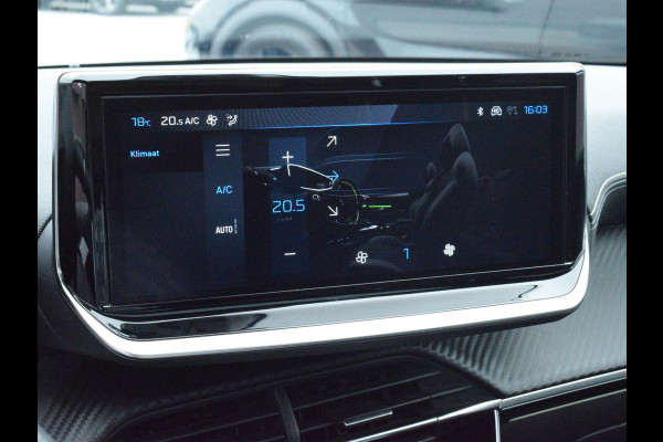Peugeot 208 Hybrid 136 e-DCS6 GT PANORAMADAK | NAVI & CARPLAY | CAMERA MET SENSOREN | E.C.C. |