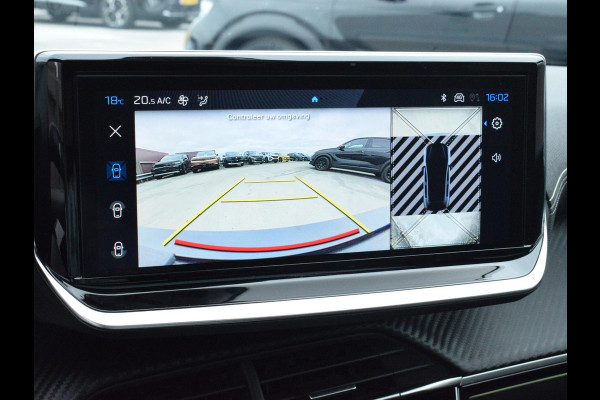 Peugeot 208 Hybrid 136 e-DCS6 GT PANORAMADAK | NAVI & CARPLAY | CAMERA MET SENSOREN | E.C.C. |