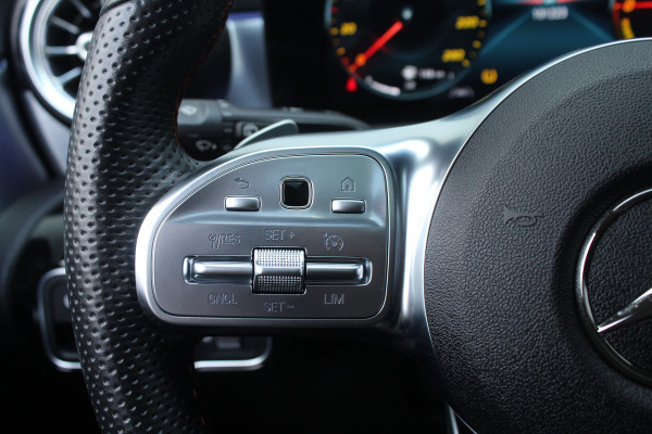 Mercedes-Benz A-Klasse 250 e 218pk Business Solution AMG PHEV Automaat SoH 96% NL-Auto NAP Panoramadak Burmester Clima Cruise Navi Camera Sfeer LMV Mercedes-Benz A-Klasse 250 e 218pk Business Solution AMG PHEV Automaat SoH 96% NL-Auto NAP Panoramadak Burmester Clima Cruise Navi Camera Sfeer LMV