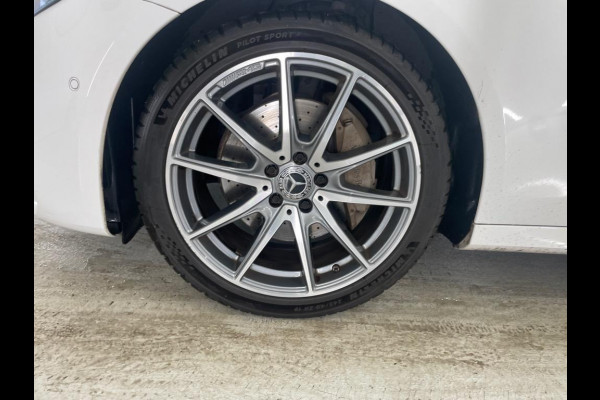 Mercedes-Benz E-Klasse Estate 200 Aut. Solution AMG Sport Mercedes-Benz E-Klasse Estate 200 Aut. Solution AMG Sport