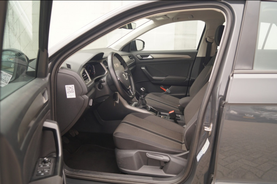 Volkswagen T-Roc 1.5 TSI 150pk Style Business -NAVI-ECC-DIGI-CAM-