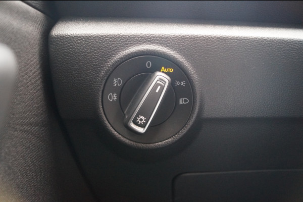 Volkswagen T-Roc 1.5 TSI 150pk Style Business -NAVI-ECC-DIGI-CAM-