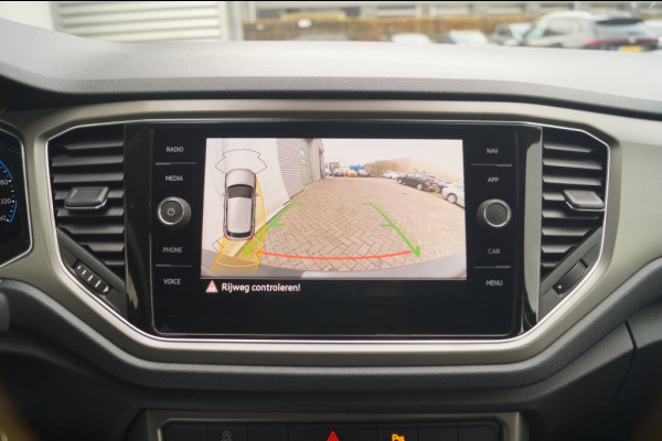 Volkswagen T-Roc 1.5 TSI 150pk Style Business -NAVI-ECC-DIGI-CAM-