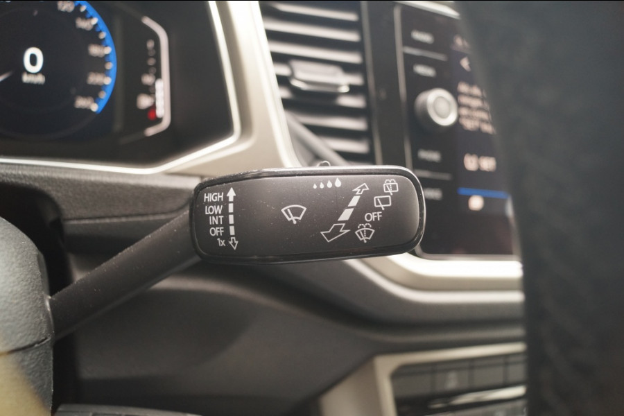 Volkswagen T-Roc 1.5 TSI 150pk Style Business -NAVI-ECC-DIGI-CAM-