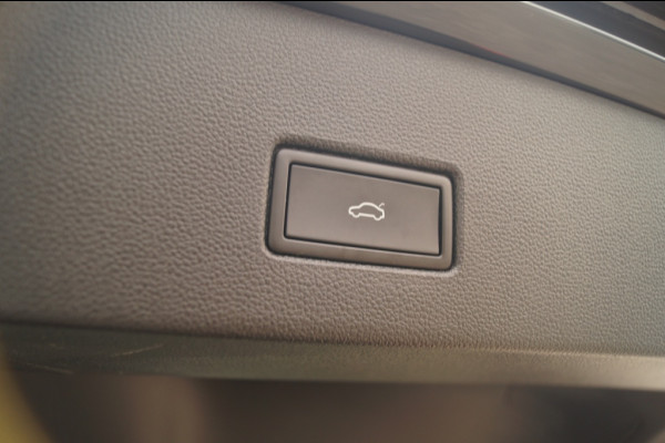 Volkswagen T-Roc 1.5 TSI 150pk Style Business -NAVI-ECC-DIGI-CAM-