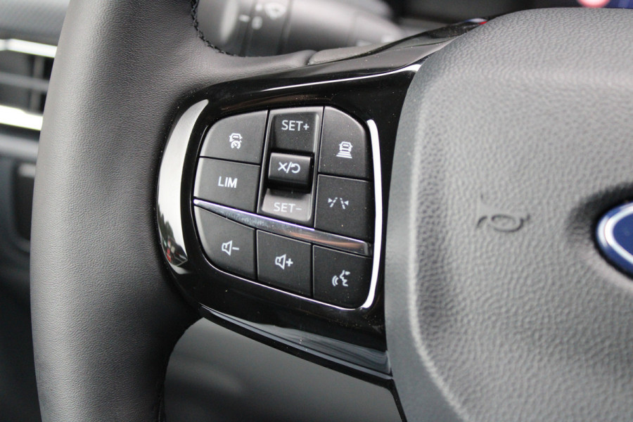 Ford Transit Custom 320 2.0 TDCI L2H1 Limited 170pk - 2x Schuifdeur - ACC - Blind spot - Navigatie - Camera - Draadloos laden - Stoelverwarming - Ri Ford Transit Custom 320 2.0 TDCI L2H1 Limited 170pk - 2x Schuifdeur - ACC - Blind spot - Navigatie - Camera - Draadloos laden - Stoelverwarming - Ri