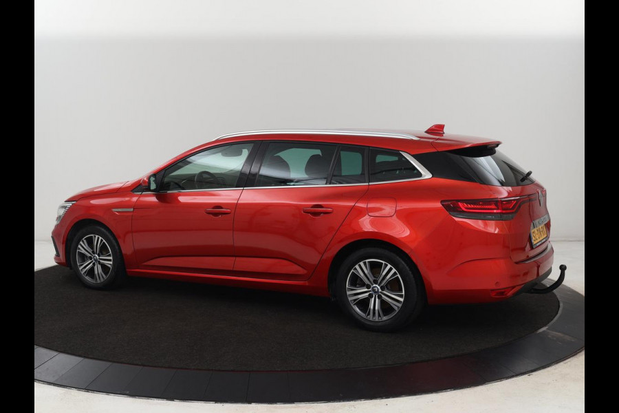 Renault Mégane 1.6 E-Tech Plug-In Hybrid 160 | Stoelverwarming | Head-Up | Trekhaak | Adaptive cruise | Carplay | Digital Cockpit | Climate control | Navigatie | Keyless | PHEV | Plug In