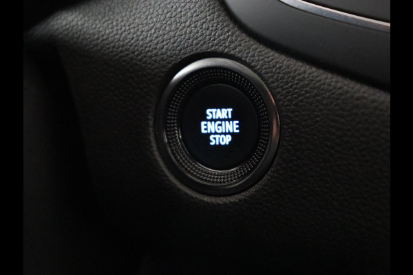 Renault Mégane 1.6 E-Tech Plug-In Hybrid 160 | Stoelverwarming | Head-Up | Trekhaak | Adaptive cruise | Carplay | Digital Cockpit | Climate control | Navigatie | Keyless | PHEV | Plug In