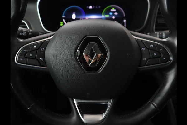 Renault Mégane 1.6 E-Tech Plug-In Hybrid 160 | Stoelverwarming | Head-Up | Trekhaak | Adaptive cruise | Carplay | Digital Cockpit | Climate control | Navigatie | Keyless | PHEV | Plug In
