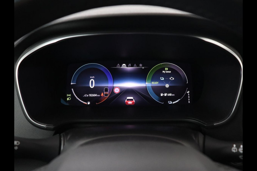 Renault Mégane 1.6 E-Tech Plug-In Hybrid 160 | Stoelverwarming | Head-Up | Trekhaak | Adaptive cruise | Carplay | Digital Cockpit | Climate control | Navigatie | Keyless | PHEV | Plug In
