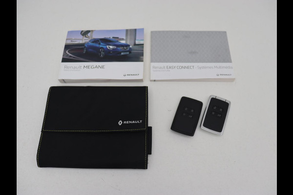 Renault Mégane 1.6 E-Tech Plug-In Hybrid 160 | Stoelverwarming | Head-Up | Trekhaak | Adaptive cruise | Carplay | Digital Cockpit | Climate control | Navigatie | Keyless | PHEV | Plug In