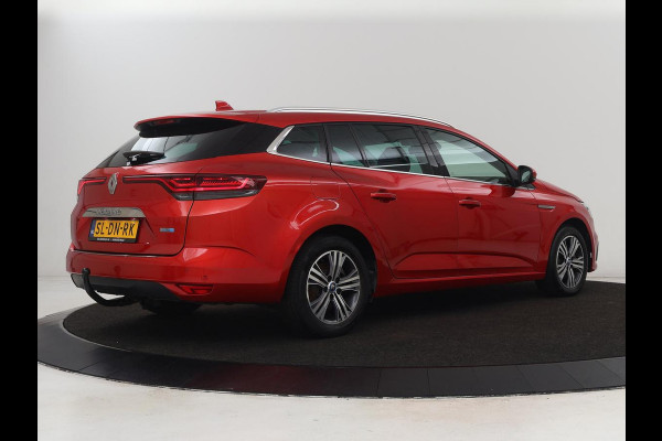 Renault Mégane 1.6 E-Tech Plug-In Hybrid 160 | Stoelverwarming | Head-Up | Trekhaak | Adaptive cruise | Carplay | Digital Cockpit | Climate control | Navigatie | Keyless | PHEV | Plug In