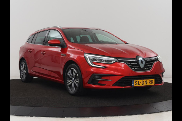 Renault Mégane 1.6 E-Tech Plug-In Hybrid 160 | Stoelverwarming | Head-Up | Trekhaak | Adaptive cruise | Carplay | Digital Cockpit | Climate control | Navigatie | Keyless | PHEV | Plug In