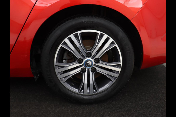 Renault Mégane 1.6 E-Tech Plug-In Hybrid 160 | Stoelverwarming | Head-Up | Trekhaak | Adaptive cruise | Carplay | Digital Cockpit | Climate control | Navigatie | Keyless | PHEV | Plug In