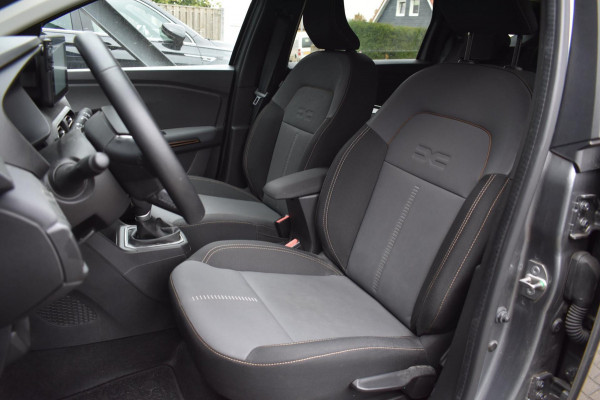 Dacia Jogger 1.6 Hybrid 140 Extreme 7p. | STOELVERWARMING | APPLE CARPLAY | ANDROID AUTO | CAMERA | NAP | BLINDSPOT Dacia Jogger 1.6 Hybrid 140 Extreme 7p. | STOELVERWARMING | APPLE CARPLAY | ANDROID AUTO | CAMERA | NAP | BLINDSPOT