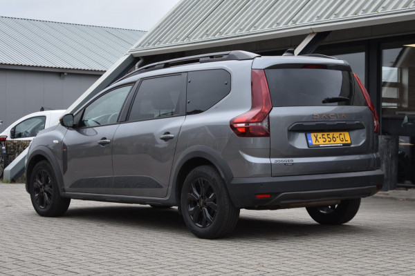 Dacia Jogger 1.6 Hybrid 140 Extreme 7p. | STOELVERWARMING | APPLE CARPLAY | ANDROID AUTO | CAMERA | NAP | BLINDSPOT Dacia Jogger 1.6 Hybrid 140 Extreme 7p. | STOELVERWARMING | APPLE CARPLAY | ANDROID AUTO | CAMERA | NAP | BLINDSPOT