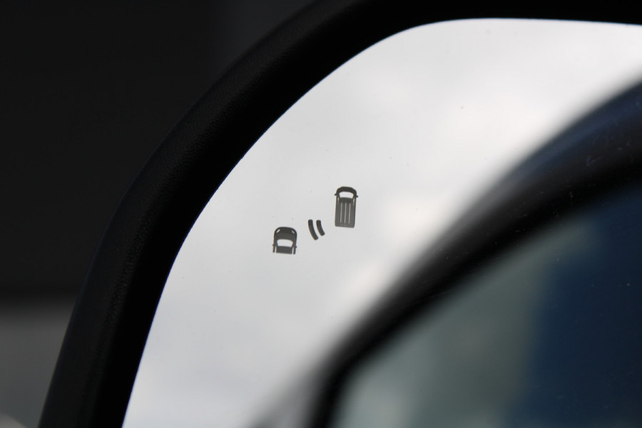 Ford Transit Custom 320 2.0 TDCI L2H1 Limited 170pk - Adaptive Cruise - Blind spot - Navigatie - Camera - Draadloos laden - Rijklaar Ford Transit Custom 320 2.0 TDCI L2H1 Limited 170pk - Adaptive Cruise - Blind spot - Navigatie - Camera - Draadloos laden - Rijklaar