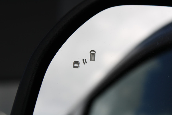 Ford Transit Custom 320 2.0 TDCI L2H1 Limited 170pk - Adaptive Cruise - Blind spot - Navigatie - Camera - Draadloos laden - Rijklaar Ford Transit Custom 320 2.0 TDCI L2H1 Limited 170pk - Adaptive Cruise - Blind spot - Navigatie - Camera - Draadloos laden - Rijklaar