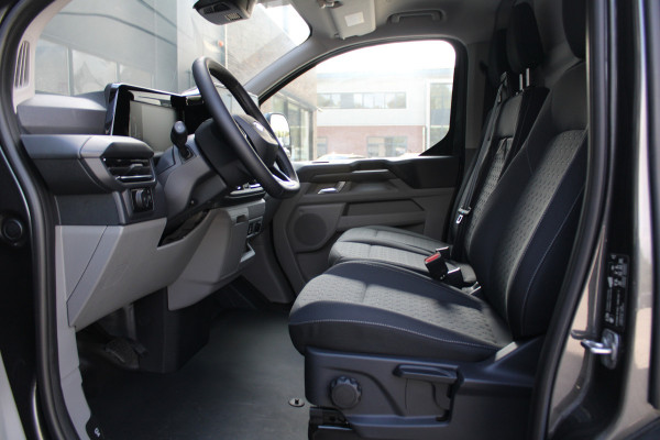Ford Transit Custom 320 2.0 TDCI L2H1 Limited 170pk - Adaptive Cruise - Blind spot - Navigatie - Camera - Draadloos laden - Rijklaar Ford Transit Custom 320 2.0 TDCI L2H1 Limited 170pk - Adaptive Cruise - Blind spot - Navigatie - Camera - Draadloos laden - Rijklaar