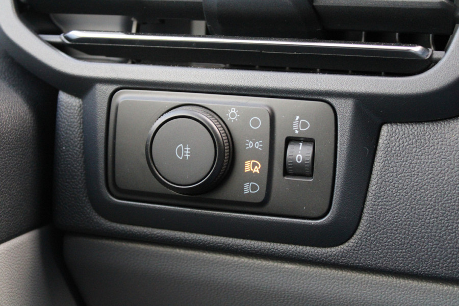 Ford Transit Custom 320 2.0 TDCI L2H1 Limited 170pk - Adaptive Cruise - Blind spot - Navigatie - Camera - Draadloos laden - Rijklaar Ford Transit Custom 320 2.0 TDCI L2H1 Limited 170pk - Adaptive Cruise - Blind spot - Navigatie - Camera - Draadloos laden - Rijklaar