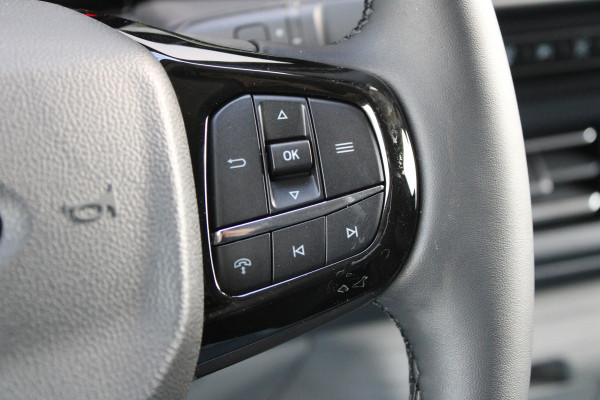 Ford Transit Custom 320 2.0 TDCI L2H1 Limited 170pk - Adaptive Cruise - Blind spot - Navigatie - Camera - Draadloos laden - Rijklaar Ford Transit Custom 320 2.0 TDCI L2H1 Limited 170pk - Adaptive Cruise - Blind spot - Navigatie - Camera - Draadloos laden - Rijklaar