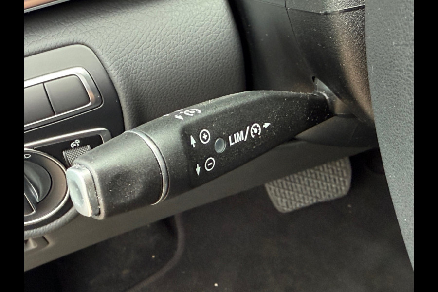 Mercedes-Benz Eqv 300 90 kWh SOH 98 % L3 Extra lang - 8 Zitplaatsen - 07-2024 - Apple Carplay