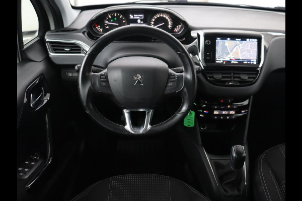 Peugeot 208 1.5 BleuHDi Allure | Trekhaak | Carplay | Navigatie | Climate control | Cruise control | Parkeerhulp | DAB | Bluetooth