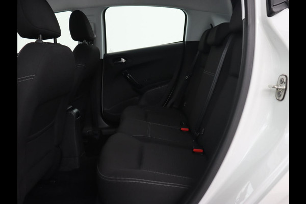 Peugeot 208 1.5 BleuHDi Allure | Trekhaak | Carplay | Navigatie | Climate control | Cruise control | Parkeerhulp | DAB | Bluetooth