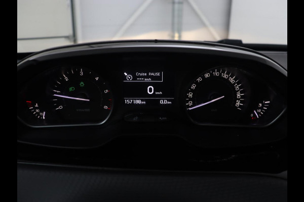 Peugeot 208 1.5 BleuHDi Allure | Trekhaak | Carplay | Navigatie | Climate control | Cruise control | Parkeerhulp | DAB | Bluetooth