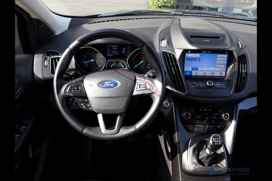 Ford Kuga 1.5 EcoBoost | Titanium | Pano | Navi | Camera | 17" LM Velgen | Elektr. Uitklapb. trekhaak | Volledig gedocumenteerd Onderhoudsboekje | Incl. 12 maanden Car Garantie Ford Kuga 1.5 EcoBoost | Titanium | Pano | Navi | Camera | 17" LM Velgen | Elektr. Uitklapb. trekhaak | Volledig gedocumenteerd Onderhoudsboekje | Incl. 12 maanden Car Garantie