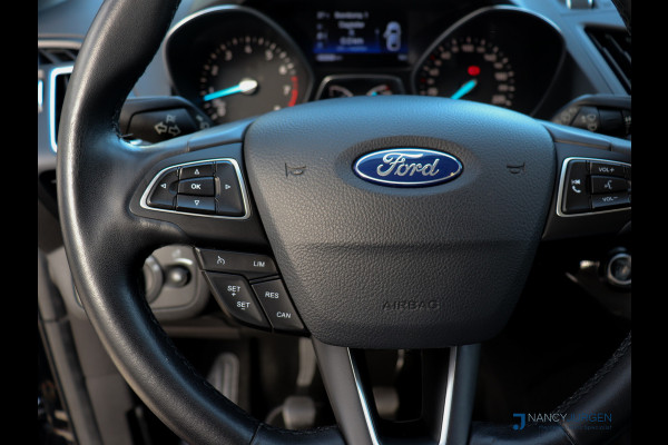Ford Kuga 1.5 EcoBoost | Titanium | Pano | Navi | Camera | 17" LM Velgen | Elektr. Uitklapb. trekhaak | Volledig gedocumenteerd Onderhoudsboekje | Incl. 12 maanden Car Garantie Ford Kuga 1.5 EcoBoost | Titanium | Pano | Navi | Camera | 17" LM Velgen | Elektr. Uitklapb. trekhaak | Volledig gedocumenteerd Onderhoudsboekje | Incl. 12 maanden Car Garantie