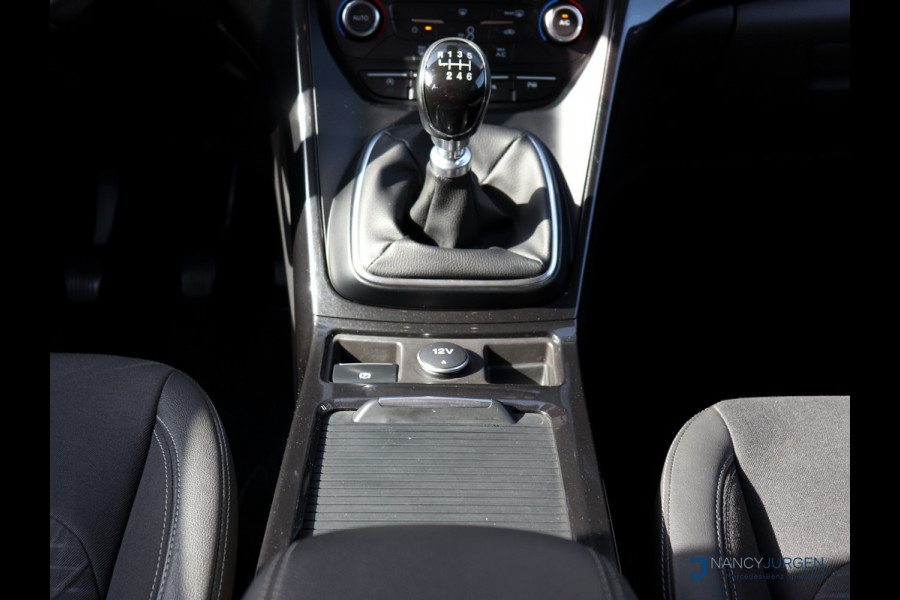 Ford Kuga 1.5 EcoBoost | Titanium | Pano | Navi | Camera | 17" LM Velgen | Elektr. Uitklapb. trekhaak | Volledig gedocumenteerd Onderhoudsboekje | Incl. 12 maanden Car Garantie Ford Kuga 1.5 EcoBoost | Titanium | Pano | Navi | Camera | 17" LM Velgen | Elektr. Uitklapb. trekhaak | Volledig gedocumenteerd Onderhoudsboekje | Incl. 12 maanden Car Garantie