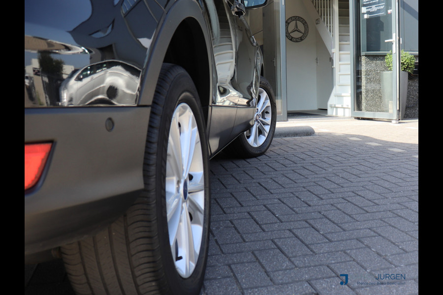 Ford Kuga 1.5 EcoBoost | Titanium | Pano | Navi | Camera | 17" LM Velgen | Elektr. Uitklapb. trekhaak | Volledig gedocumenteerd Onderhoudsboekje | Incl. 12 maanden Car Garantie Ford Kuga 1.5 EcoBoost | Titanium | Pano | Navi | Camera | 17" LM Velgen | Elektr. Uitklapb. trekhaak | Volledig gedocumenteerd Onderhoudsboekje | Incl. 12 maanden Car Garantie