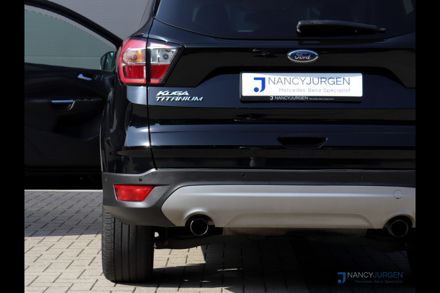 Ford Kuga 1.5 EcoBoost | Titanium | Pano | Navi | Camera | 17" LM Velgen | Elektr. Uitklapb. trekhaak | Volledig gedocumenteerd Onderhoudsboekje | Incl. 12 maanden Car Garantie Ford Kuga 1.5 EcoBoost | Titanium | Pano | Navi | Camera | 17" LM Velgen | Elektr. Uitklapb. trekhaak | Volledig gedocumenteerd Onderhoudsboekje | Incl. 12 maanden Car Garantie