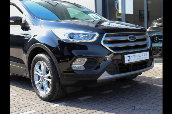 Ford Kuga 1.5 EcoBoost | Titanium | Pano | Navi | Camera | 17" LM Velgen | Elektr. Uitklapb. trekhaak | Volledig gedocumenteerd Onderhoudsboekje | Incl. 12 maanden Car Garantie Ford Kuga 1.5 EcoBoost | Titanium | Pano | Navi | Camera | 17" LM Velgen | Elektr. Uitklapb. trekhaak | Volledig gedocumenteerd Onderhoudsboekje | Incl. 12 maanden Car Garantie