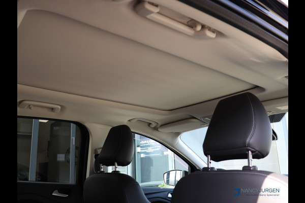 Ford Kuga 1.5 EcoBoost | Titanium | Pano | Navi | Camera | 17" LM Velgen | Elektr. Uitklapb. trekhaak | Volledig gedocumenteerd Onderhoudsboekje | Incl. 12 maanden Car Garantie Ford Kuga 1.5 EcoBoost | Titanium | Pano | Navi | Camera | 17" LM Velgen | Elektr. Uitklapb. trekhaak | Volledig gedocumenteerd Onderhoudsboekje | Incl. 12 maanden Car Garantie