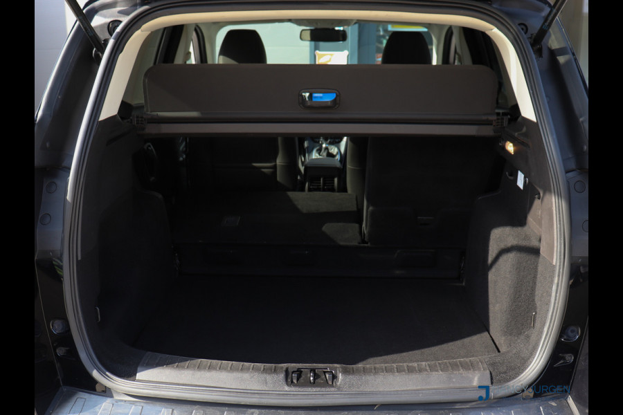 Ford Kuga 1.5 EcoBoost | Titanium | Pano | Navi | Camera | 17" LM Velgen | Elektr. Uitklapb. trekhaak | Volledig gedocumenteerd Onderhoudsboekje | Incl. 12 maanden Car Garantie Ford Kuga 1.5 EcoBoost | Titanium | Pano | Navi | Camera | 17" LM Velgen | Elektr. Uitklapb. trekhaak | Volledig gedocumenteerd Onderhoudsboekje | Incl. 12 maanden Car Garantie