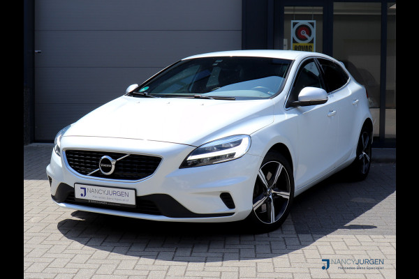 Volvo V40 2.0 T4 R-Design | Automaat | ECC | Leder Nappa | Navi Sensus | Camera | DAB | LED | Sound System | Keyless Start | Trekhaak | Volvo V40 2.0 T4 R-Design | Automaat | ECC | Leder Nappa | Navi Sensus | Camera | DAB | LED | Sound System | Keyless Start | Trekhaak |