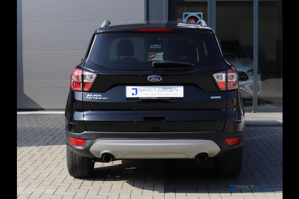 Ford Kuga 1.5 EcoBoost | Titanium | Pano | Navi | Camera | 17" LM Velgen | Elektr. Uitklapb. trekhaak | Volledig gedocumenteerd Onderhoudsboekje | Incl. 12 maanden Car Garantie Ford Kuga 1.5 EcoBoost | Titanium | Pano | Navi | Camera | 17" LM Velgen | Elektr. Uitklapb. trekhaak | Volledig gedocumenteerd Onderhoudsboekje | Incl. 12 maanden Car Garantie