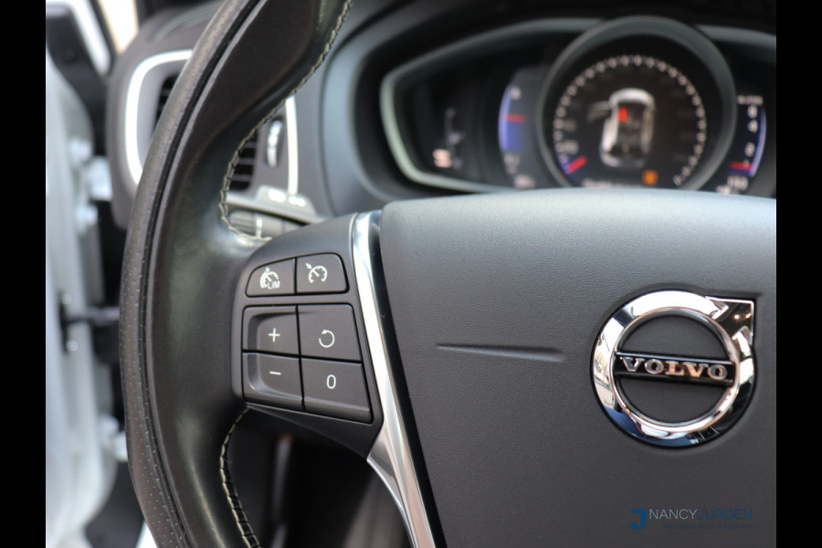 Volvo V40 2.0 T4 R-Design | Automaat | ECC | Leder Nappa | Navi Sensus | Camera | DAB | LED | Sound System | Keyless Start | Trekhaak | Volvo V40 2.0 T4 R-Design | Automaat | ECC | Leder Nappa | Navi Sensus | Camera | DAB | LED | Sound System | Keyless Start | Trekhaak |