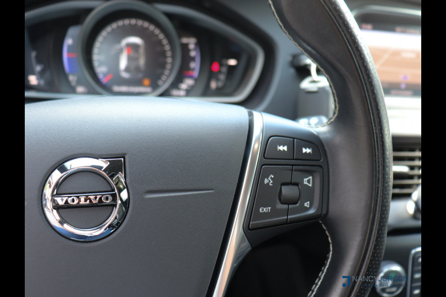 Volvo V40 2.0 T4 R-Design | Automaat | ECC | Leder Nappa | Navi Sensus | Camera | DAB | LED | Sound System | Keyless Start | Trekhaak | Volvo V40 2.0 T4 R-Design | Automaat | ECC | Leder Nappa | Navi Sensus | Camera | DAB | LED | Sound System | Keyless Start | Trekhaak |