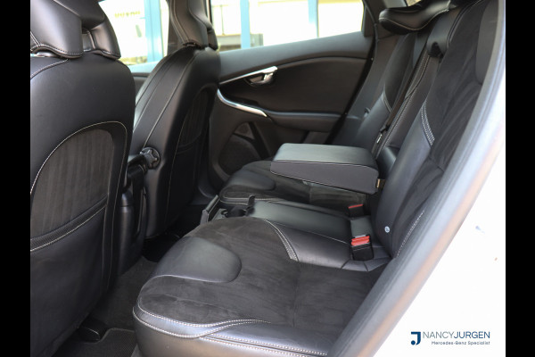 Volvo V40 2.0 T4 R-Design | Automaat | ECC | Leder Nappa | Navi Sensus | Camera | DAB | LED | Sound System | Keyless Start | Trekhaak | Volvo V40 2.0 T4 R-Design | Automaat | ECC | Leder Nappa | Navi Sensus | Camera | DAB | LED | Sound System | Keyless Start | Trekhaak |