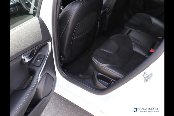 Volvo V40 2.0 T4 R-Design | Automaat | ECC | Leder Nappa | Navi Sensus | Camera | DAB | LED | Sound System | Keyless Start | Trekhaak | Volvo V40 2.0 T4 R-Design | Automaat | ECC | Leder Nappa | Navi Sensus | Camera | DAB | LED | Sound System | Keyless Start | Trekhaak |